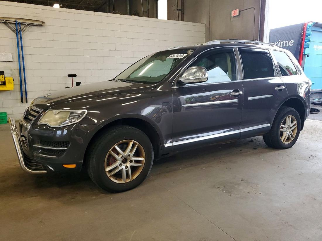 2008 VOLKSWAGEN TOUAREG 2