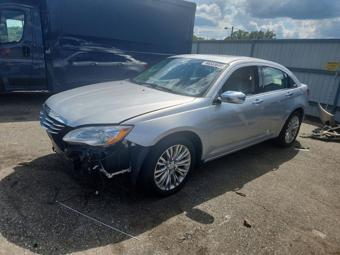 2012 CHRYSLER 200