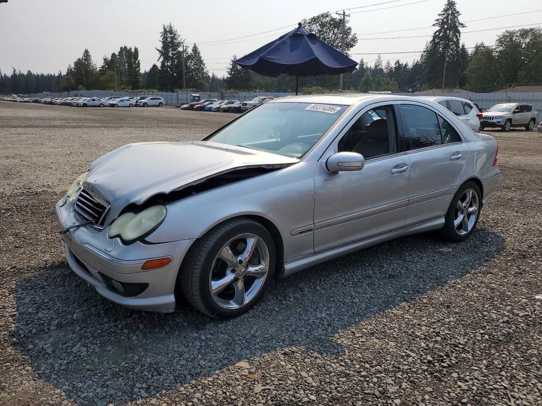 2005 MERCEDES-BENZ C