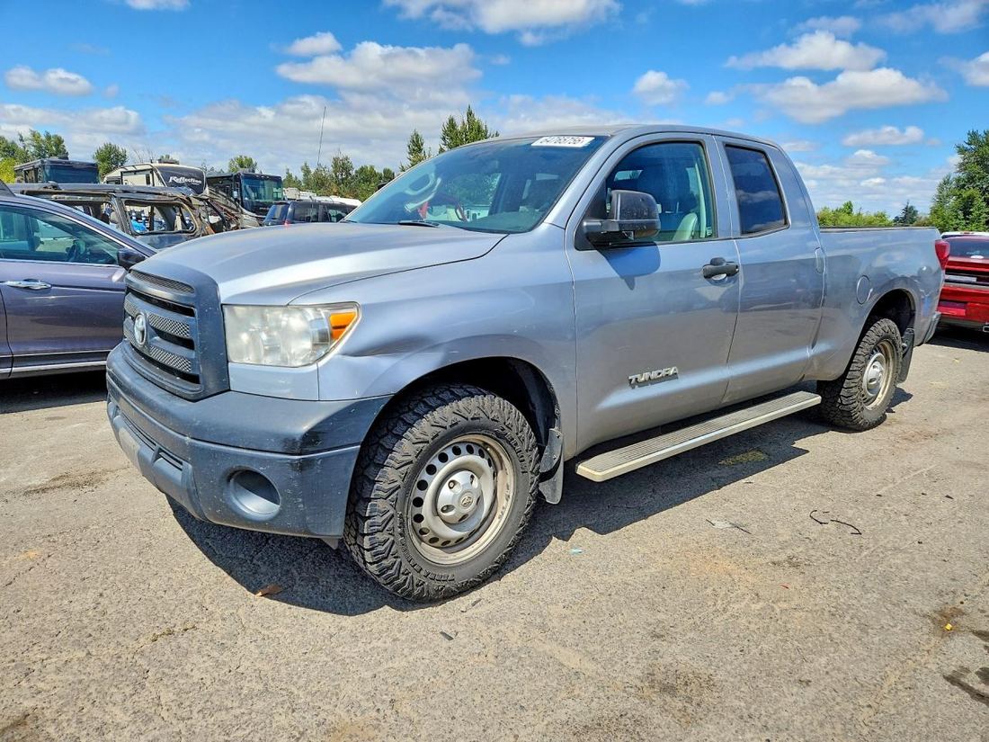2011 TOYOTA TUNDRA