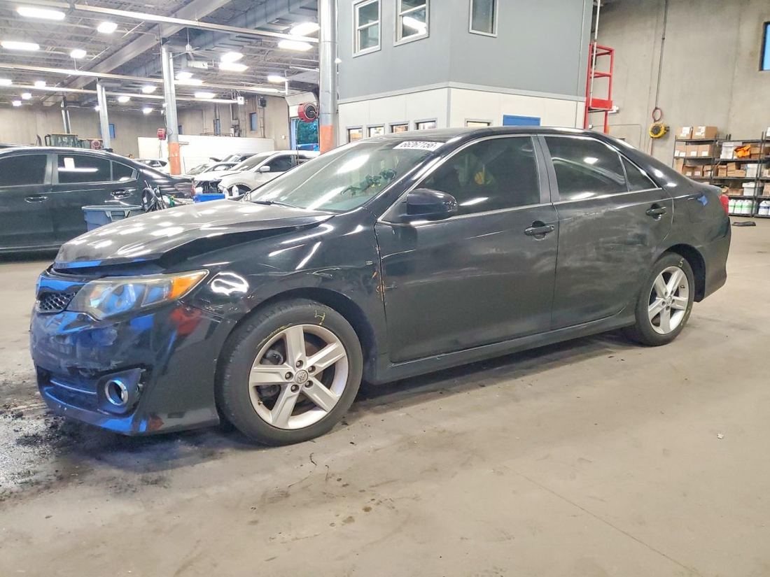 2013 TOYOTA CAMRY