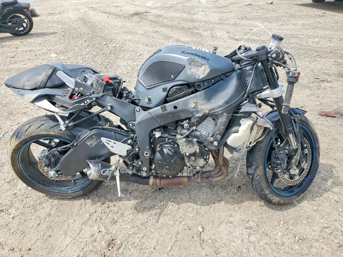 2025 KAWASAKI ZX636