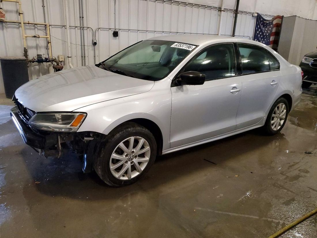 2015 VOLKSWAGEN JETTA