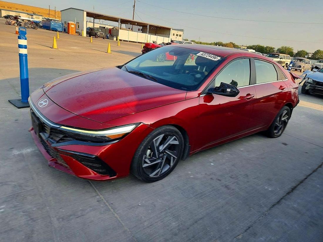 2024 HYUNDAI ELANTRA