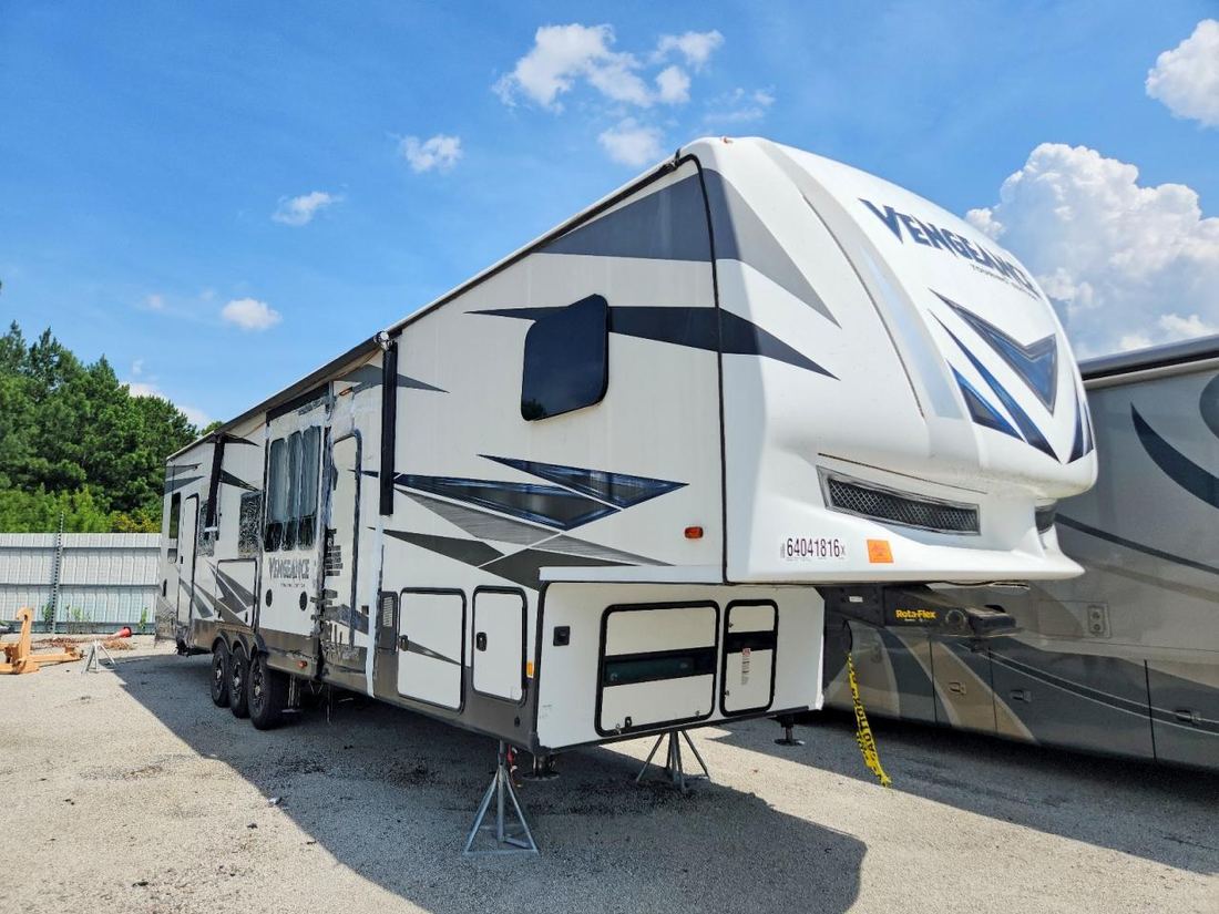2019 FOREST RIVER VENGEANCE 395KB-13