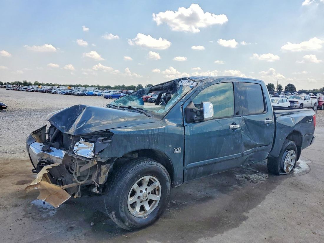 2004 NISSAN TITAN