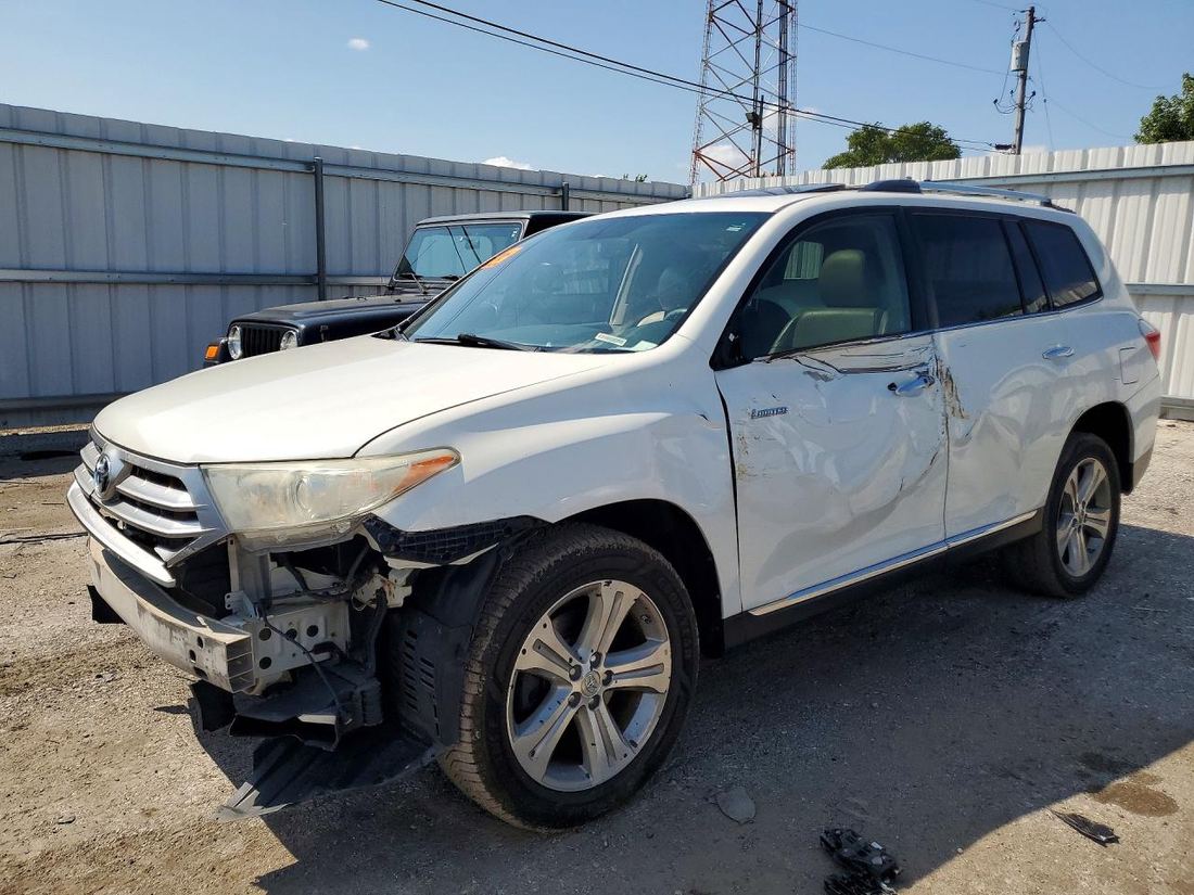 2013 TOYOTA HIGHLANDER