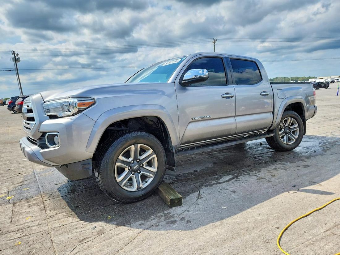 2018 TOYOTA TACOMA