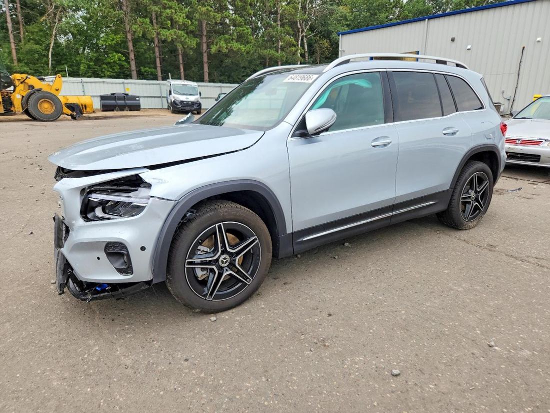 2026 MERCEDES-BENZ GLB