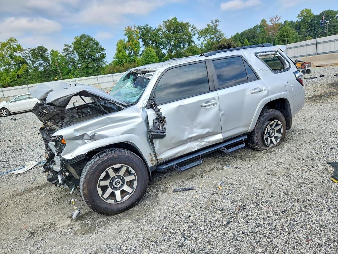2021 TOYOTA 4RUNNER
