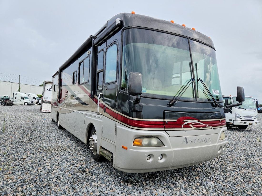 2006 DAMON MOTORHOME