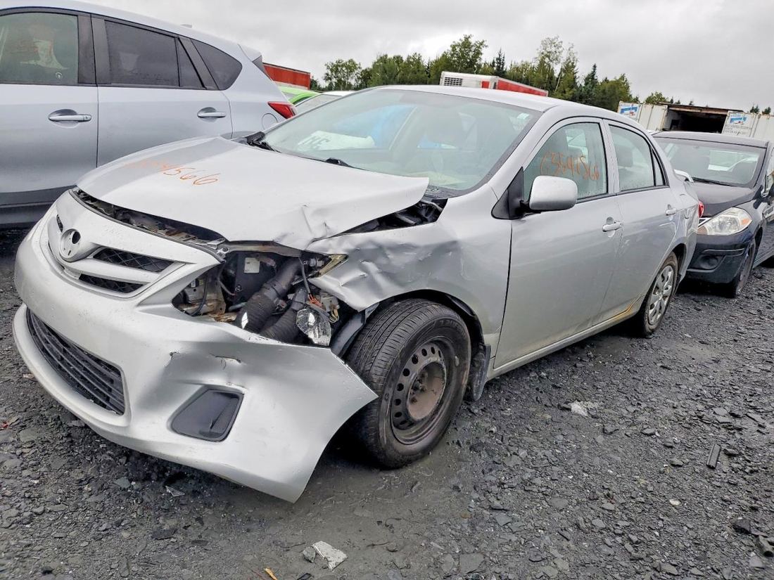 2013 TOYOTA COROLLA