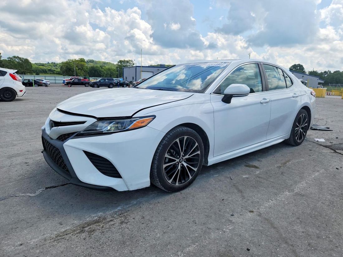 2019 TOYOTA CAMRY
