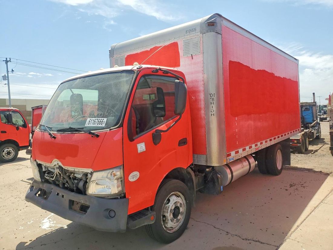 2018 HINO 195