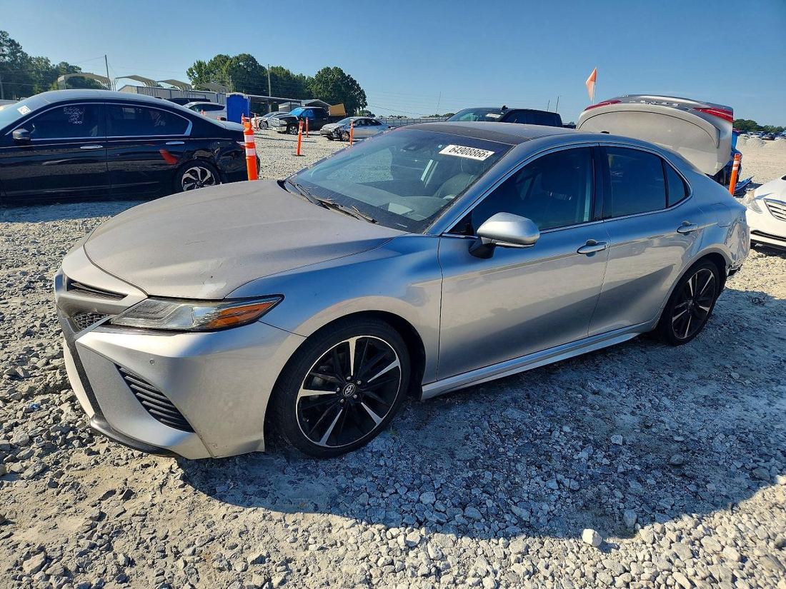 2019 TOYOTA CAMRY
