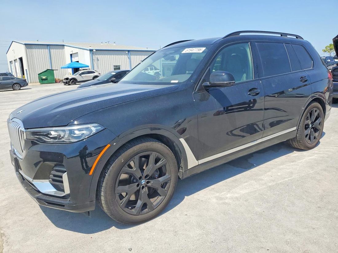 2022 BMW X7