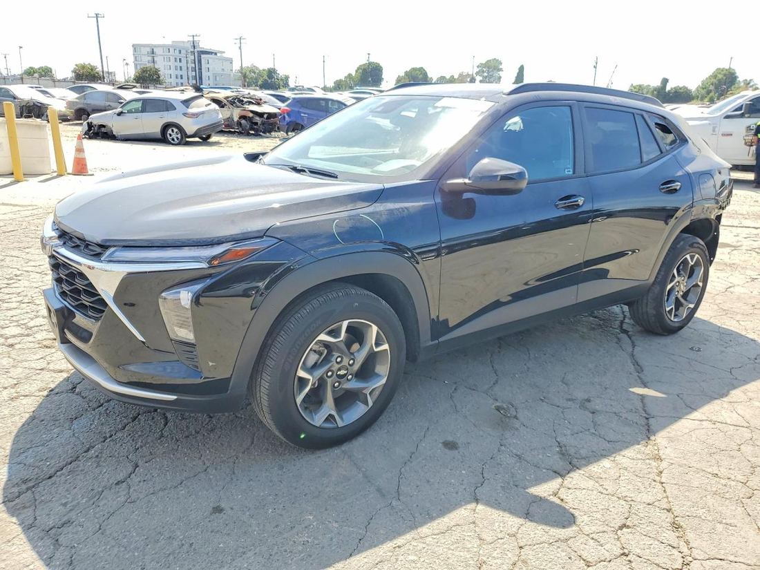 2025 CHEVROLET TRAX