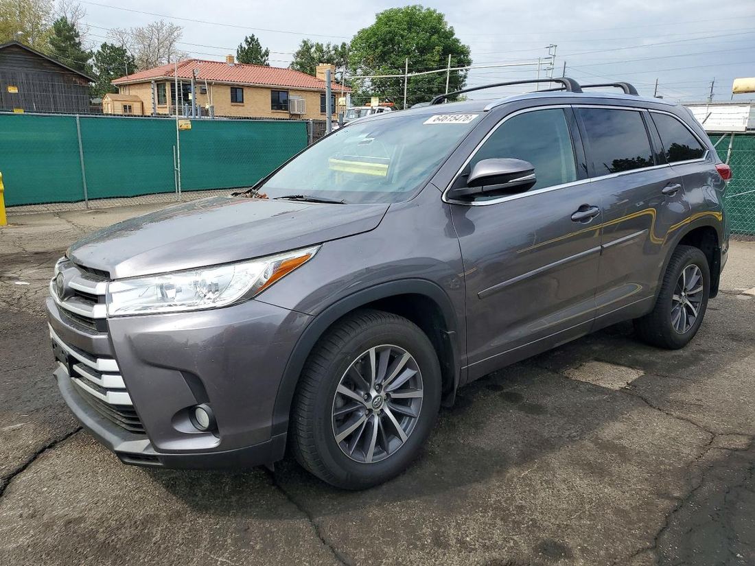 2018 TOYOTA HIGHLANDER