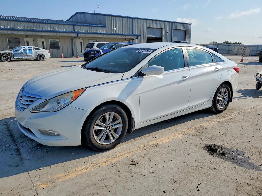 2013 HYUNDAI SONATA