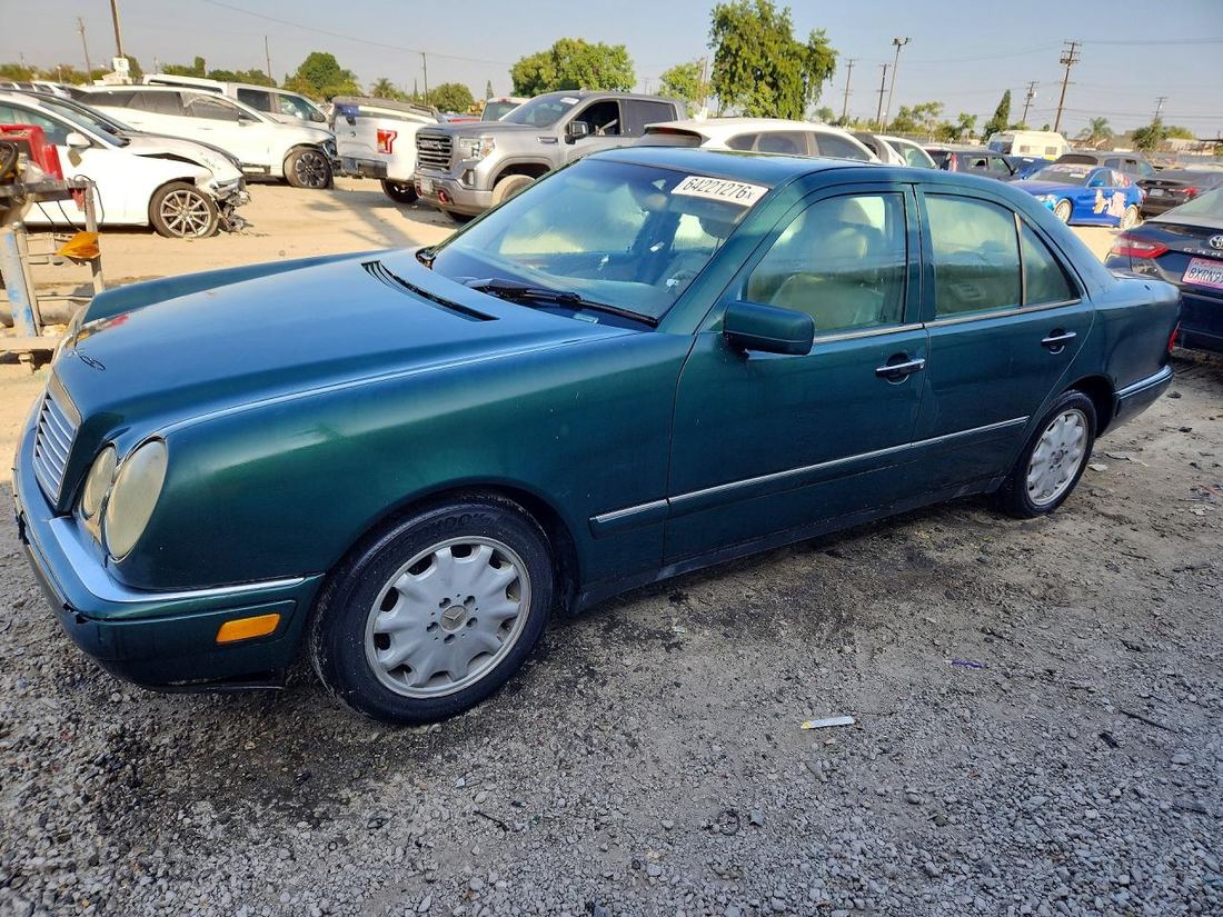 1996 MERCEDES-BENZ E