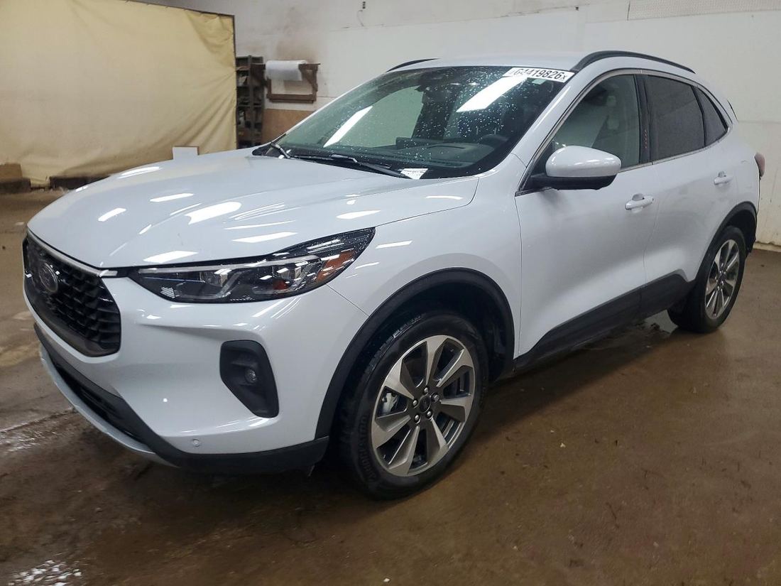 2025 FORD ESCAPE