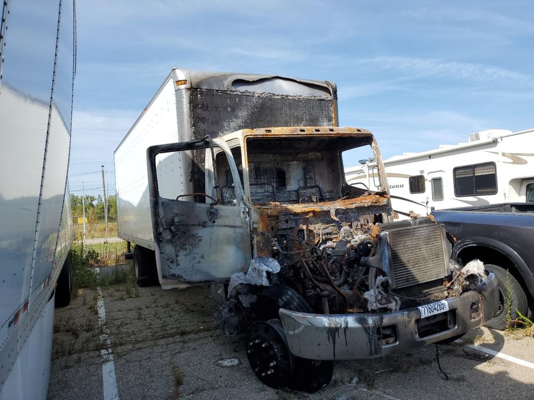 2015 HINO 258/268