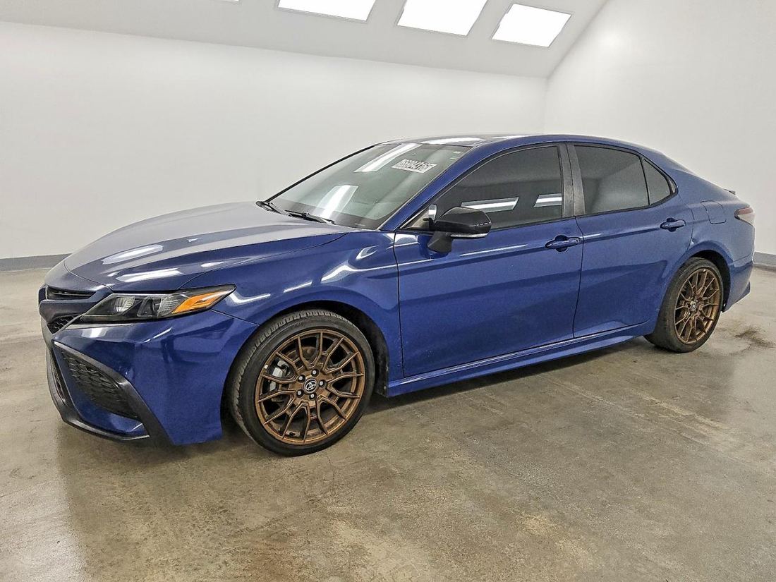 2023 TOYOTA CAMRY
