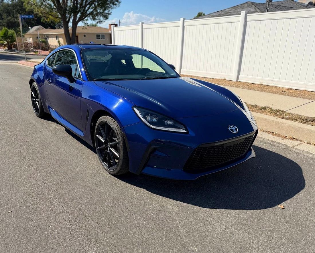2026 TOYOTA GR86