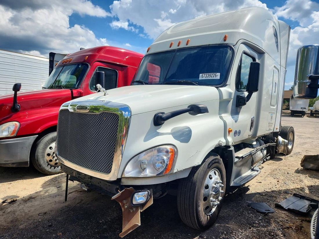 2017 FREIGHTLINER CASCADIA 125