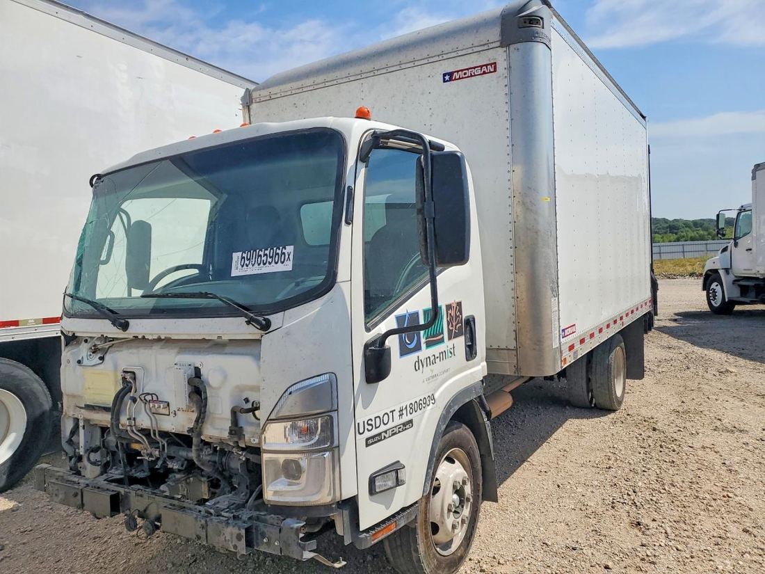 2024 ISUZU NPR HD