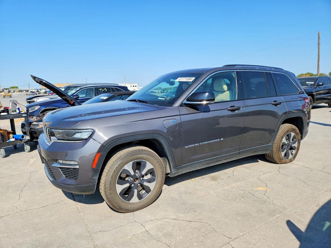 2024 JEEP GRAND CHEROKEE