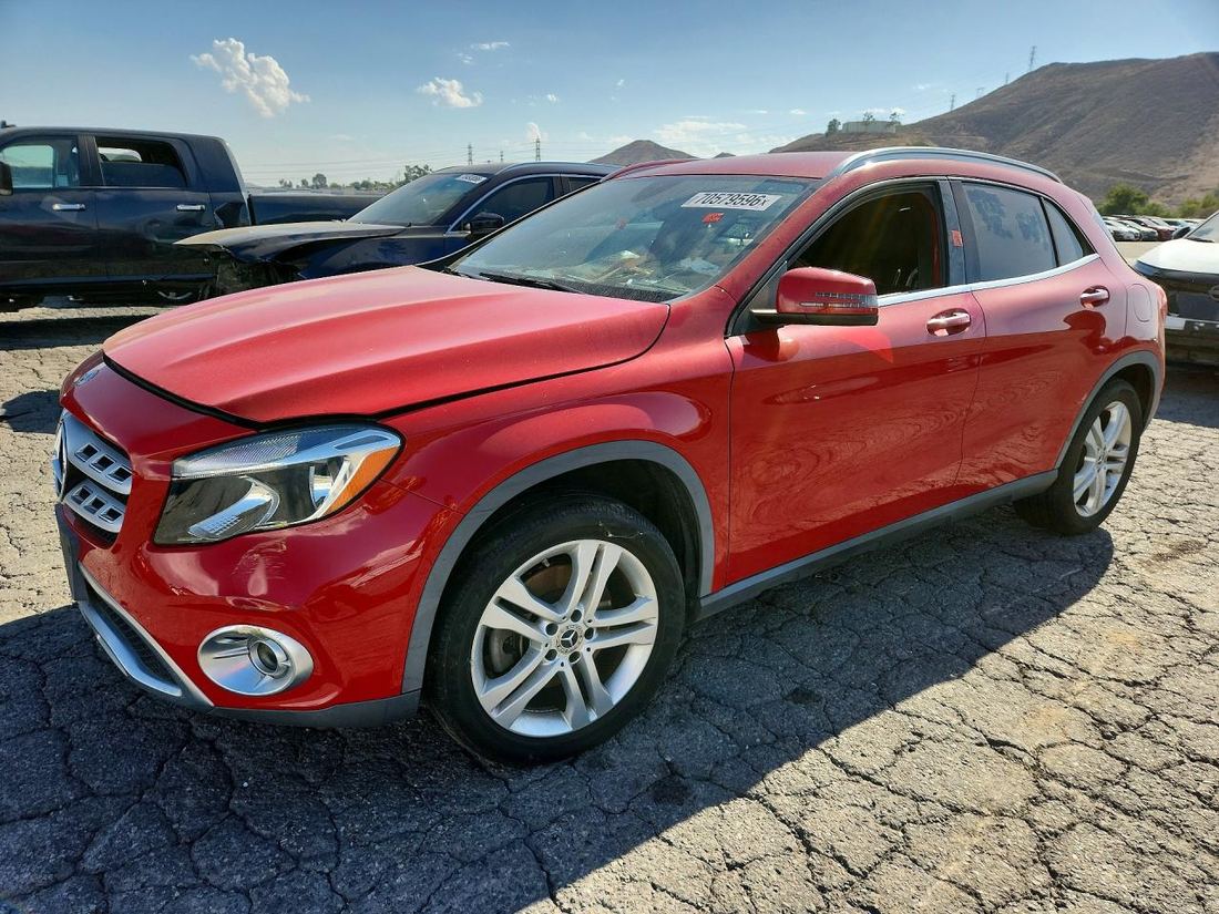 2020 MERCEDES-BENZ GLA