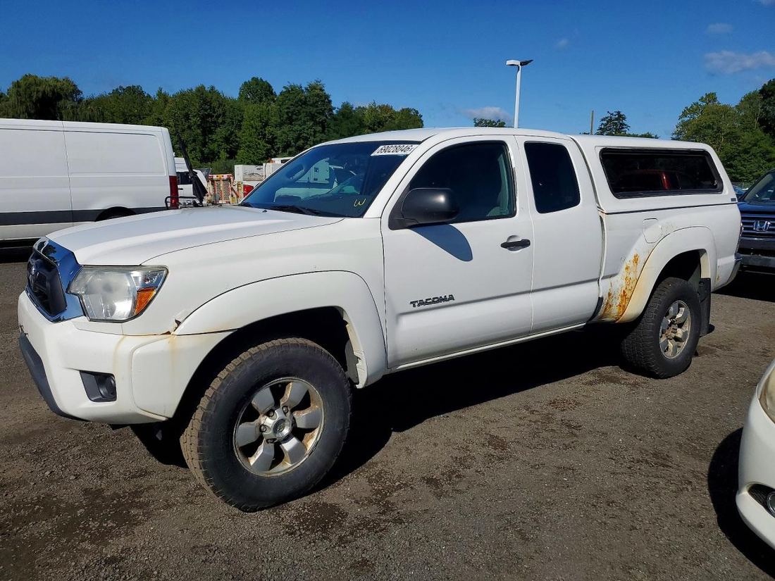 2013 TOYOTA TACOMA