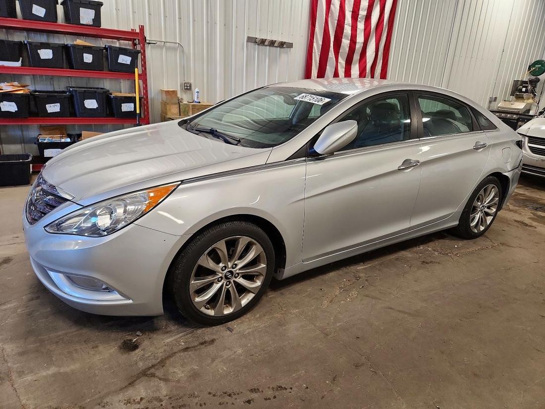 2013 HYUNDAI SONATA
