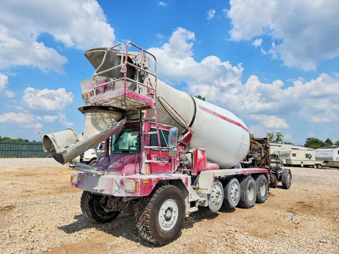 2015 TEREX ADVANCE MIXER