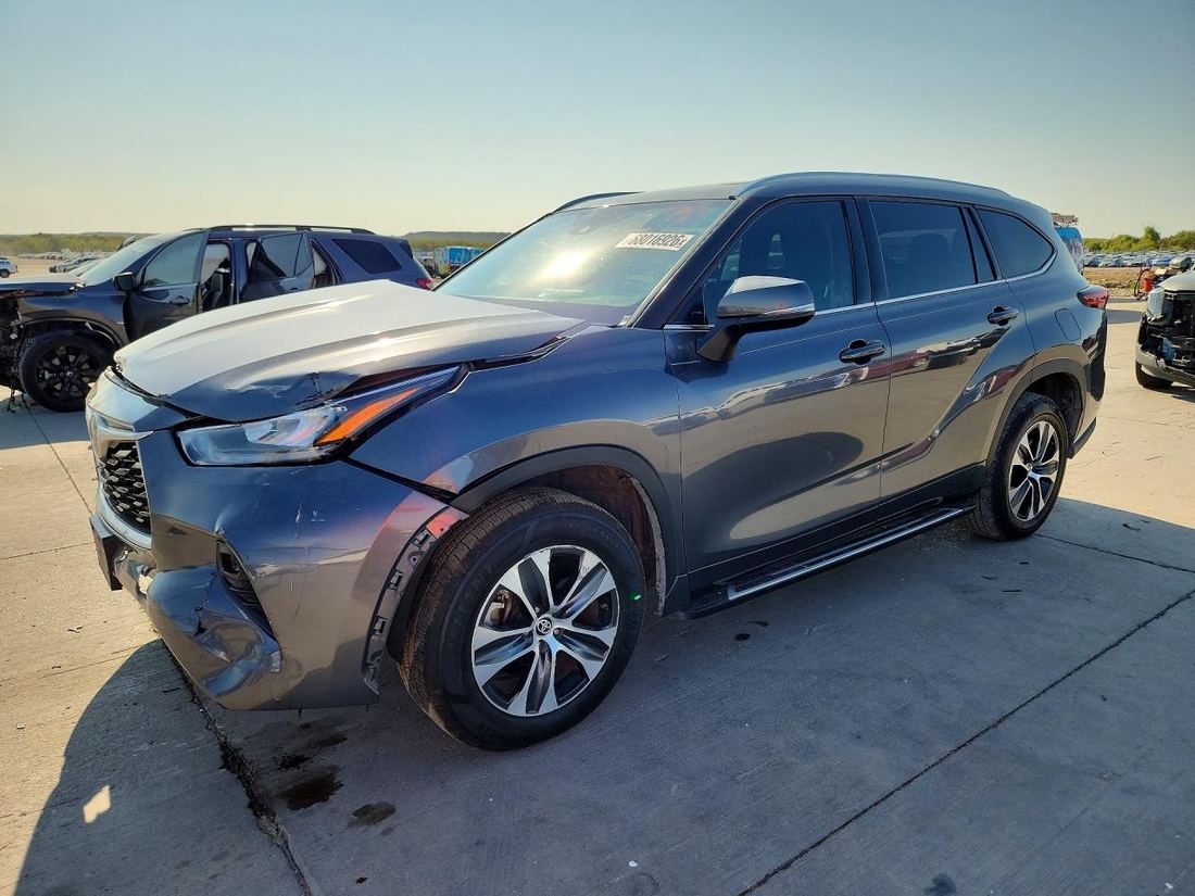 2020 TOYOTA HIGHLANDER