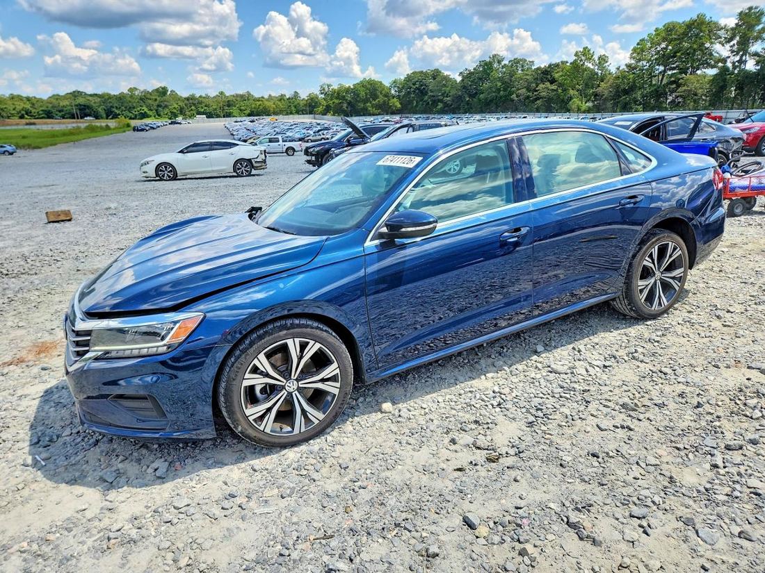 2021 VOLKSWAGEN PASSAT