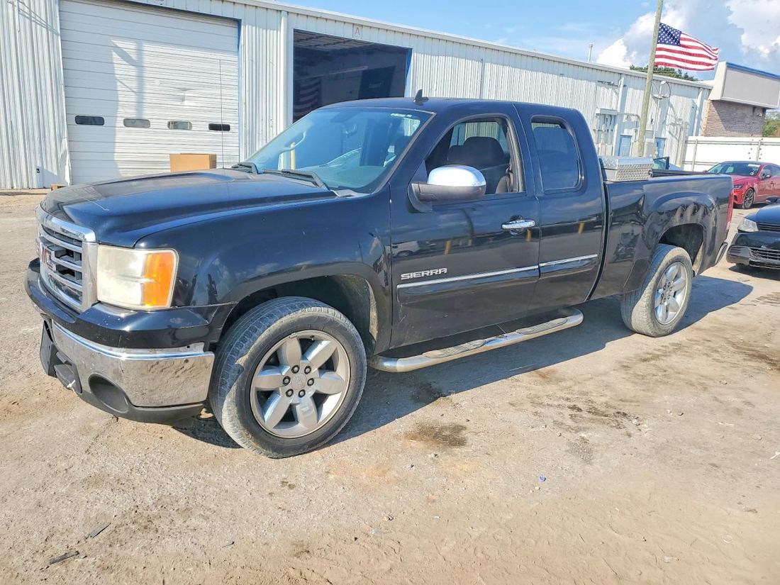 2013 GMC SIERRA