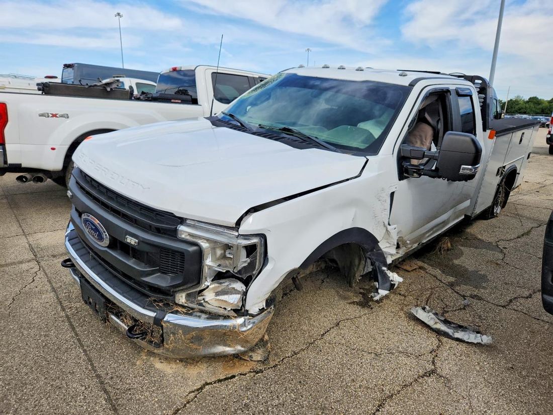 2022 FORD F350