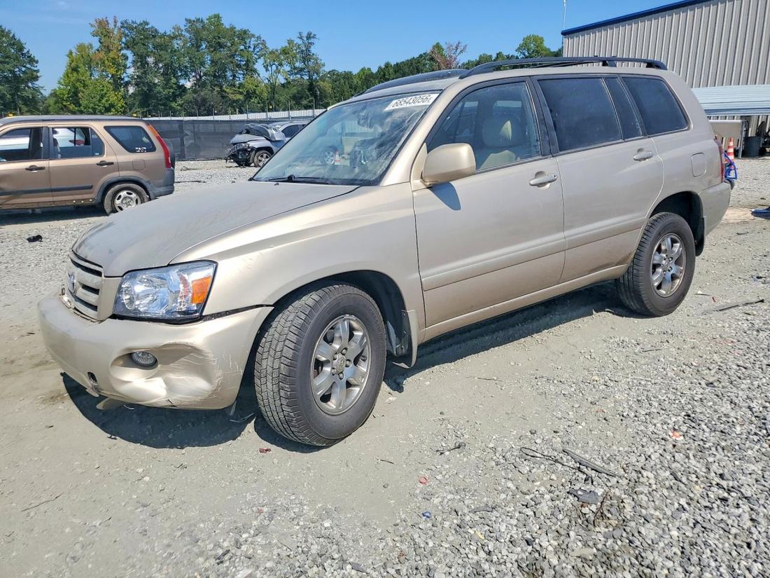 2004 TOYOTA HIGHLANDER