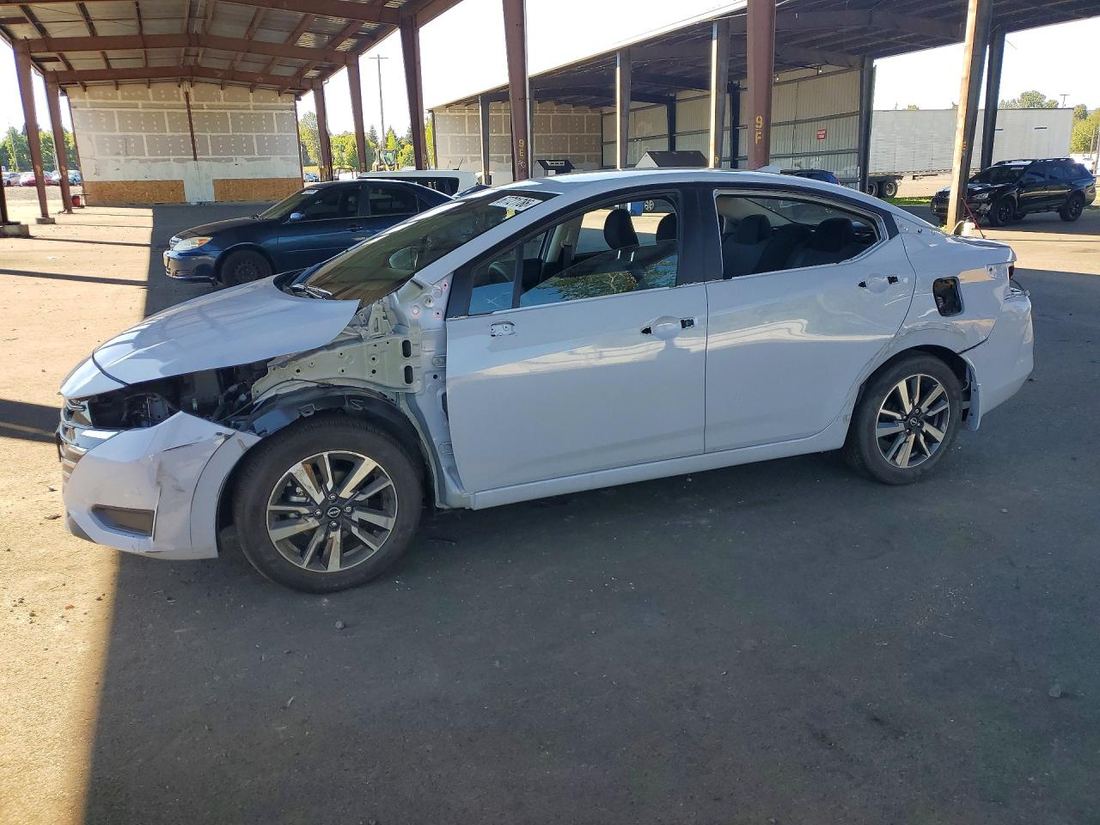 2025 NISSAN VERSA