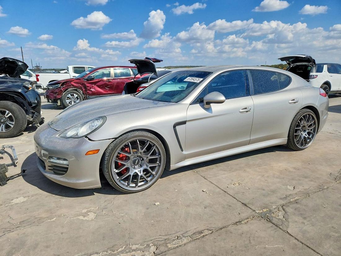 2012 PORSCHE PANAMERA