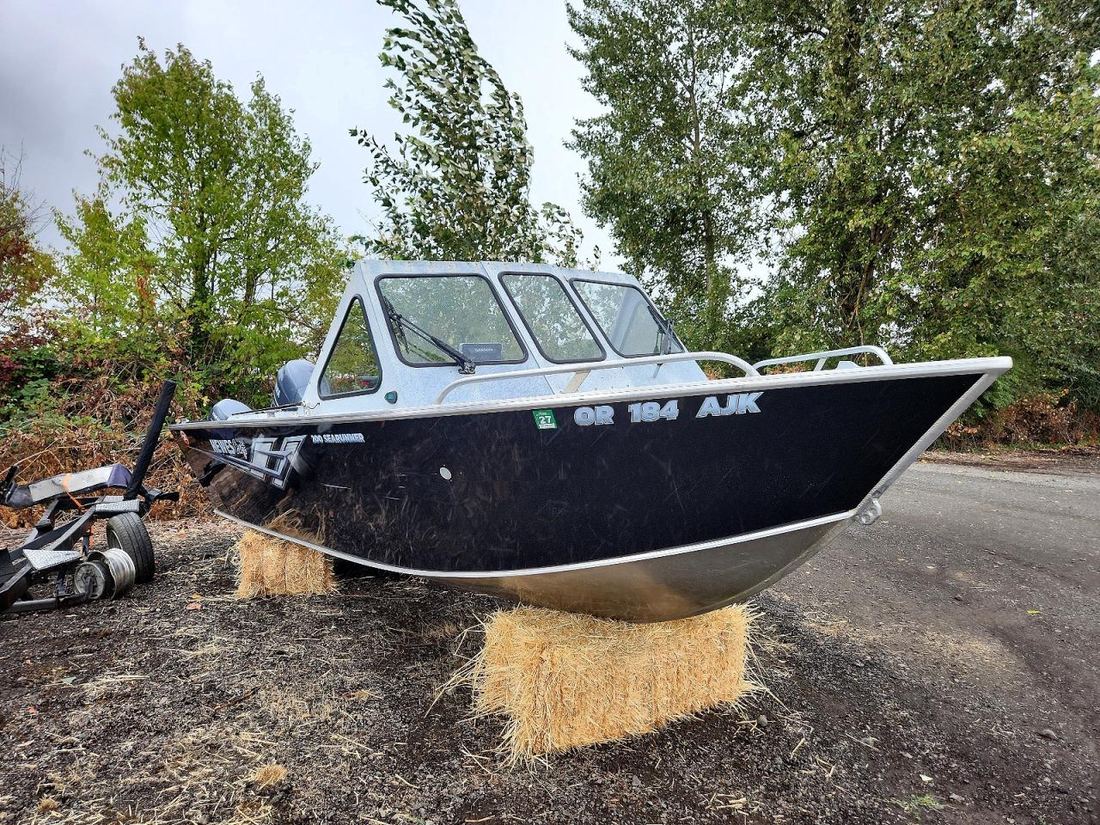 2003 HEWES CRAFT SEARUNNER
