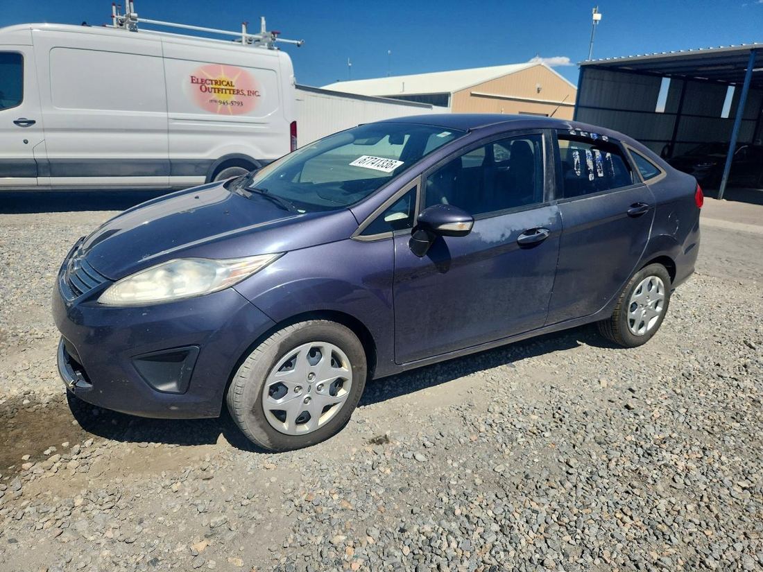 2013 FORD FIESTA