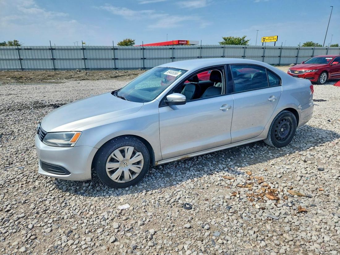 2011 VOLKSWAGEN JETTA