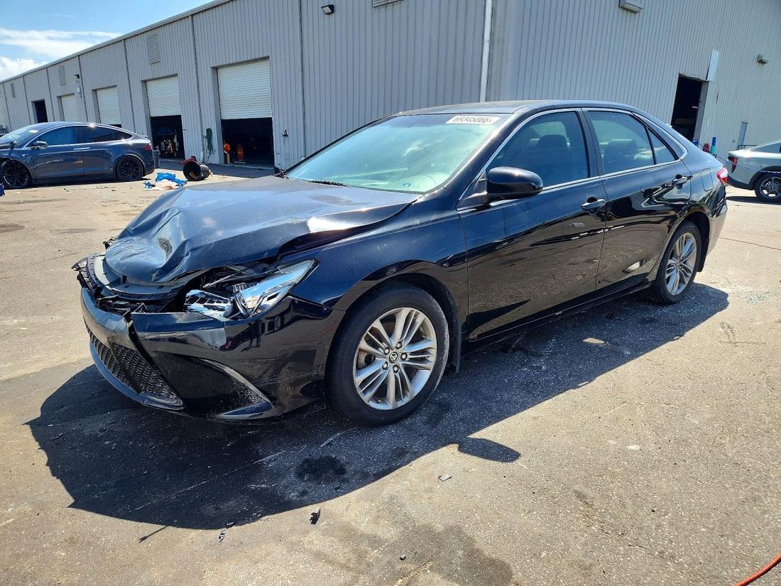 2015 TOYOTA CAMRY