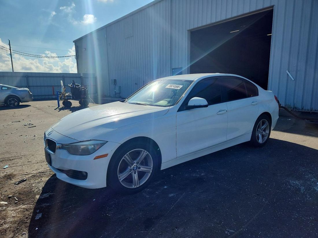 2014 BMW 320
