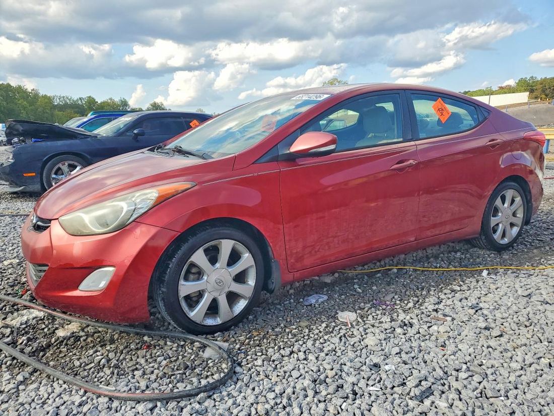 2013 HYUNDAI ELANTRA
