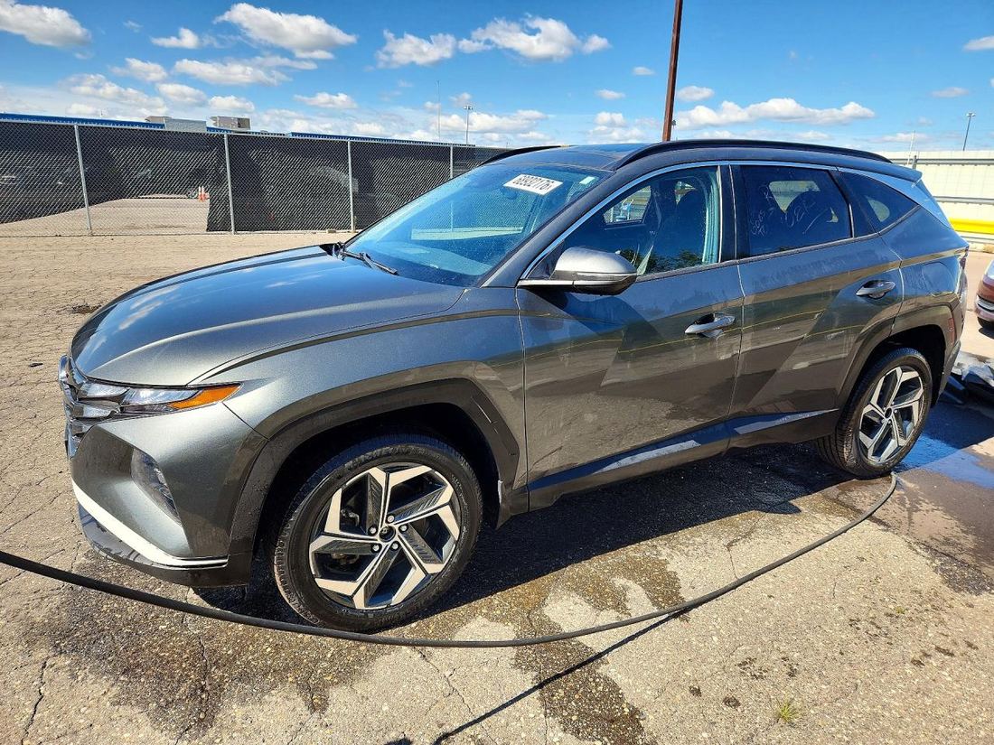 2022 HYUNDAI TUCSON