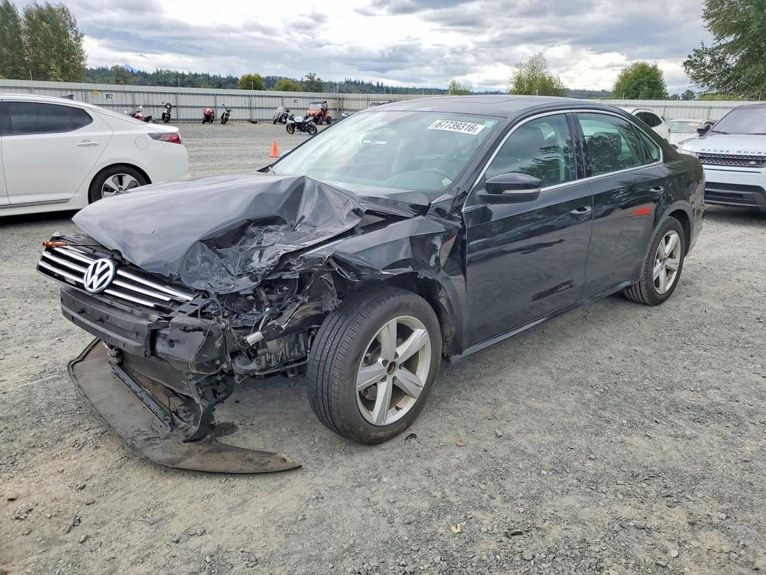2013 VOLKSWAGEN PASSAT